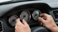 8 Best Boost Gauges for Turbo Builds in 2026