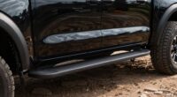 automated adjustable vehicle steps